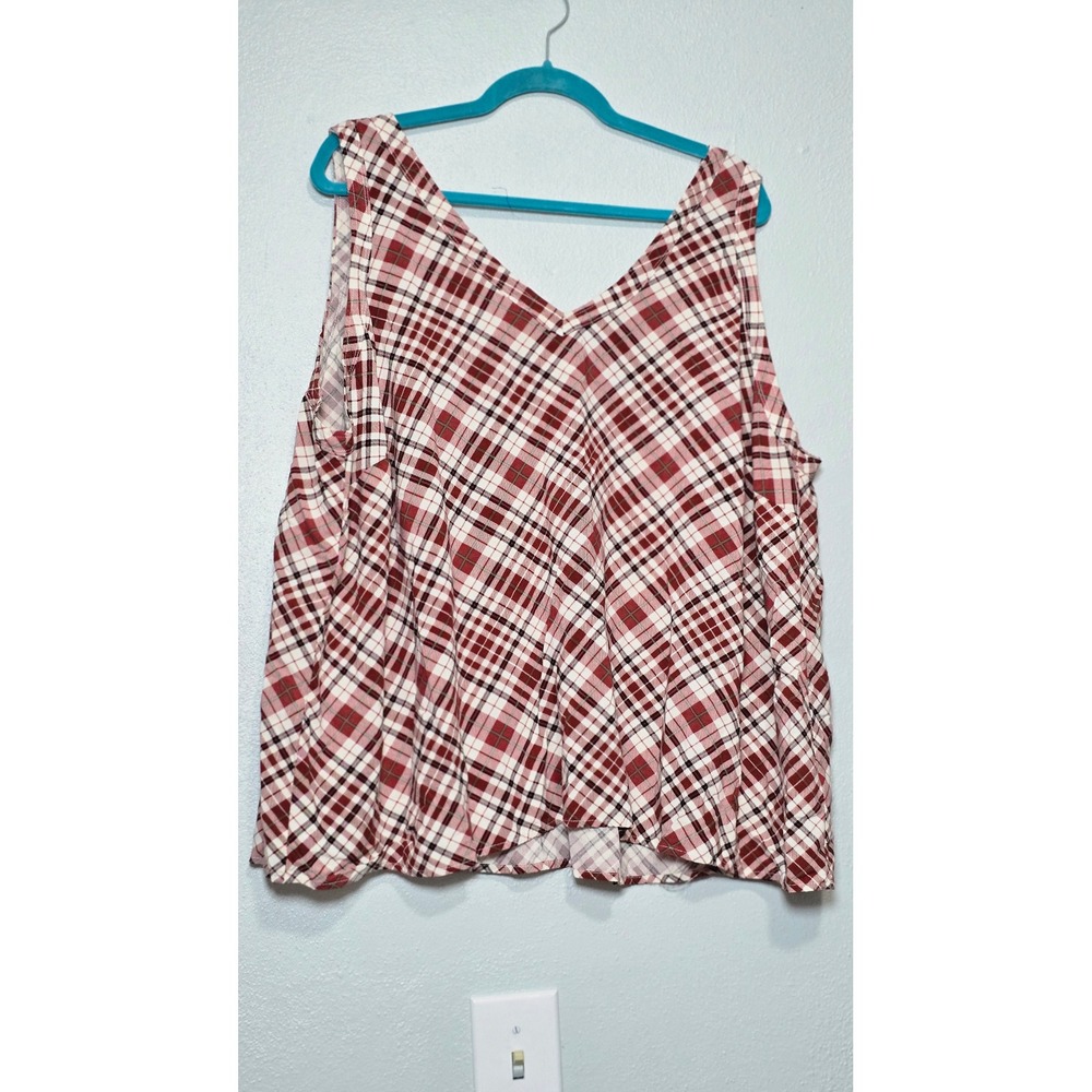Torrid Red Plaid Sleeveless V-Neck Tank Top Plus Size 3 3X Rayon